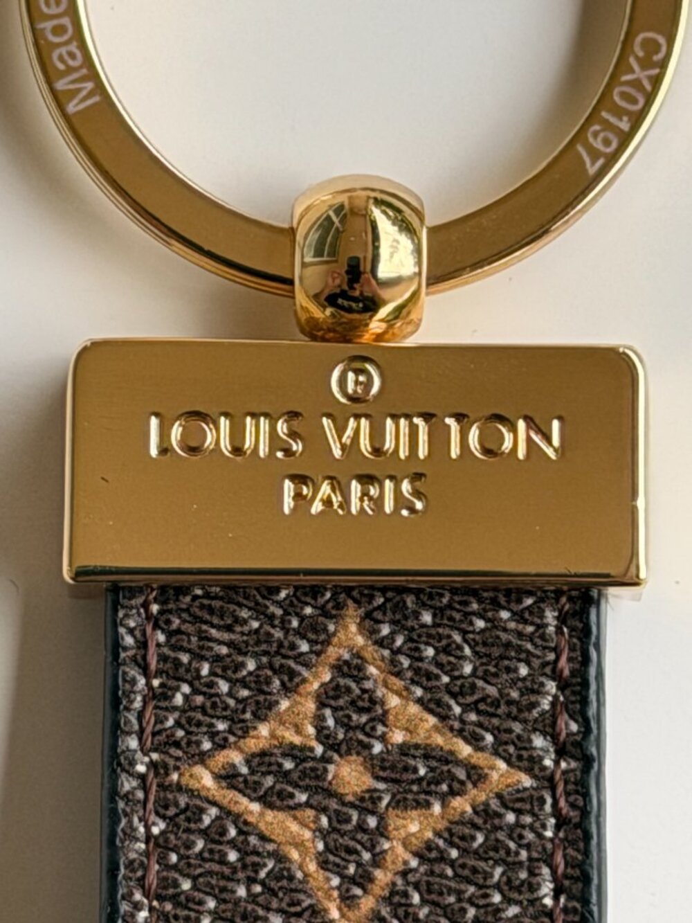 Louis Vuitton Dragonne Key Holder Classic Monogram Brown - Picture 5 of 5